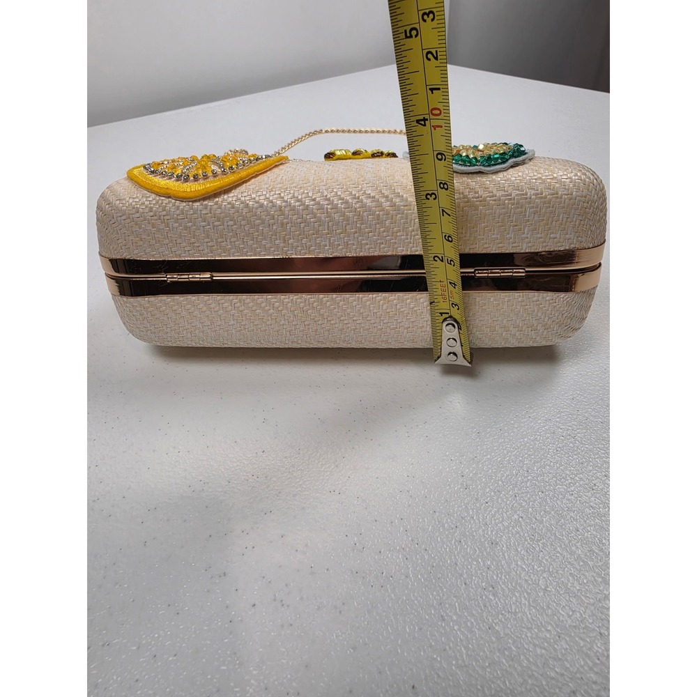 Haute Hippie Beaded Fruit Straw Clutch Crossbody Bamboo Handle Bag Natural NEW - Picture 10 of 13